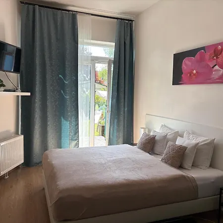 Maria - Free Parking Apartment