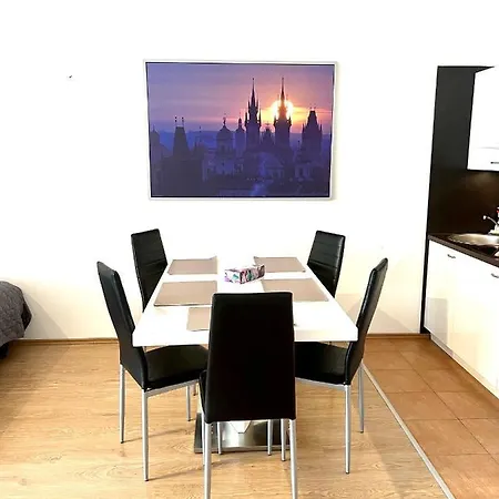 Apartament Maria - Free Parking Praga