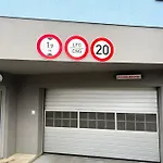 Maria - Free Parking Апартаменты Прага