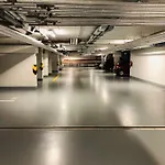 Maria - Free Parking Прага